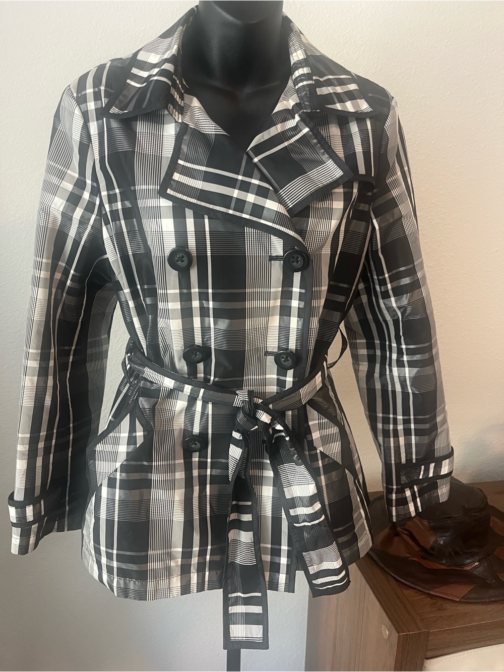 White House Black Market Black & White Plaid Trench Coat